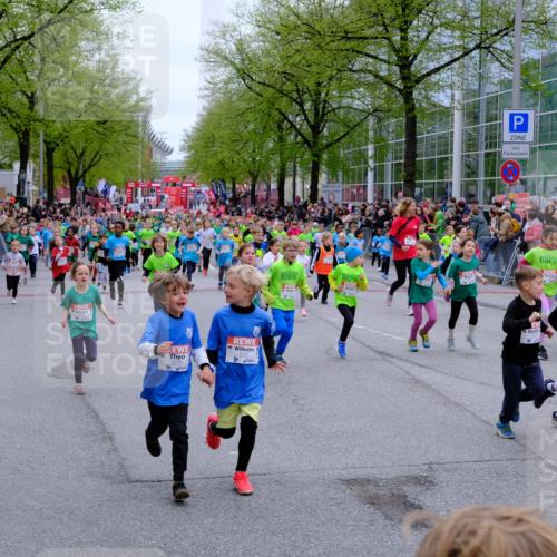 25.04.2026 - Das Zehntel Tim E. http://msf.ph/oto/9573159 25.04.2026 10:35:40 Ziel  meine-sportfotos.de