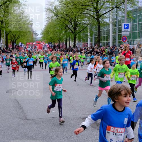 25.04.2026 - Das Zehntel Tim E. http://msf.ph/oto/9573167 25.04.2026 10:35:41 Ziel  meine-sportfotos.de