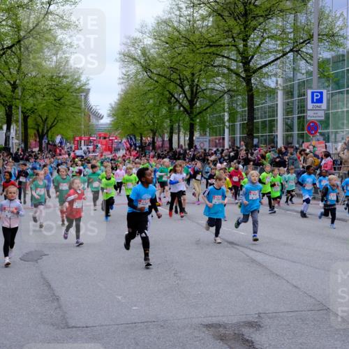 25.04.2026 - Das Zehntel Tim E. http://msf.ph/oto/9573182 25.04.2026 10:35:43 Ziel  meine-sportfotos.de