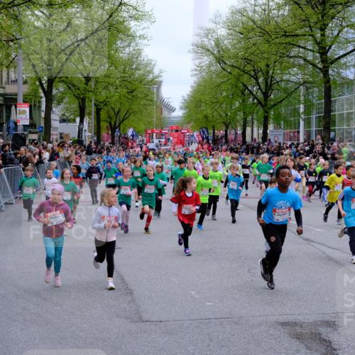 25.04.2026 - Das Zehntel Tim E. http://msf.ph/oto/9573186 25.04.2026 10:35:44 Ziel  meine-sportfotos.de