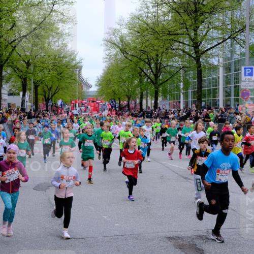 25.04.2026 - Das Zehntel Tim E. http://msf.ph/oto/9573192 25.04.2026 10:35:45 Ziel  meine-sportfotos.de