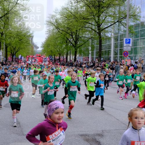 25.04.2026 - Das Zehntel Tim E. http://msf.ph/oto/9573197 25.04.2026 10:35:46 Ziel  meine-sportfotos.de