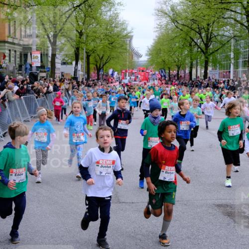 25.04.2026 - Das Zehntel Tim E. http://msf.ph/oto/9573211 25.04.2026 10:35:49 Ziel  meine-sportfotos.de