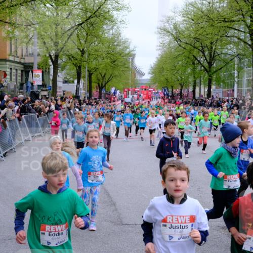 25.04.2026 - Das Zehntel Tim E. http://msf.ph/oto/9573215 25.04.2026 10:35:49 Ziel  meine-sportfotos.de