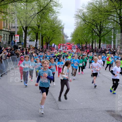 25.04.2026 - Das Zehntel Tim E. http://msf.ph/oto/9573229 25.04.2026 10:35:52 Ziel  meine-sportfotos.de