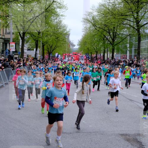 25.04.2026 - Das Zehntel Tim E. http://msf.ph/oto/9573232 25.04.2026 10:35:52 Ziel  meine-sportfotos.de