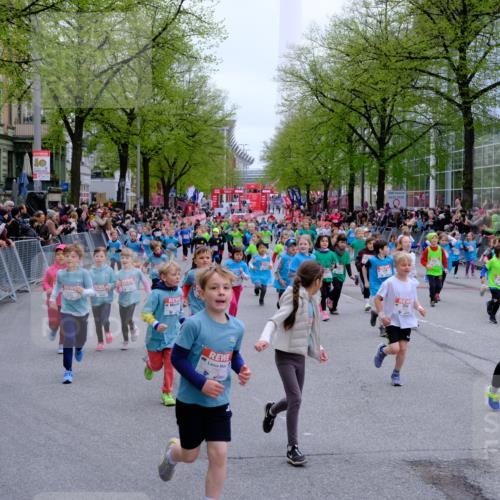 25.04.2026 - Das Zehntel Tim E. http://msf.ph/oto/9573233 25.04.2026 10:35:52 Ziel  meine-sportfotos.de