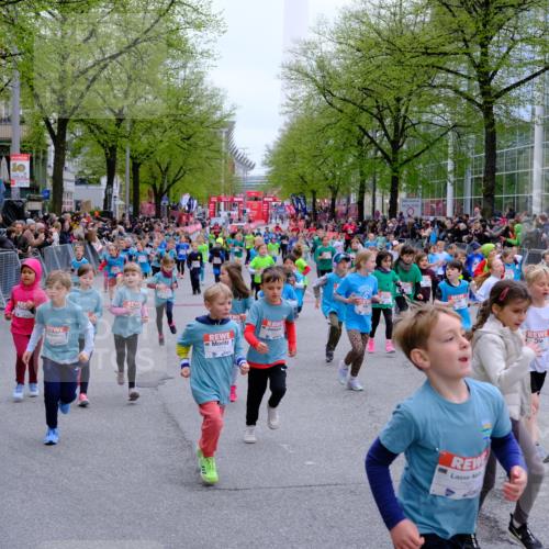 25.04.2026 - Das Zehntel Tim E. http://msf.ph/oto/9573237 25.04.2026 10:35:53 Ziel  meine-sportfotos.de
