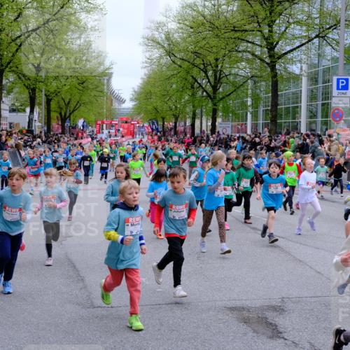 25.04.2026 - Das Zehntel Tim E. http://msf.ph/oto/9573241 25.04.2026 10:35:54 Ziel  meine-sportfotos.de