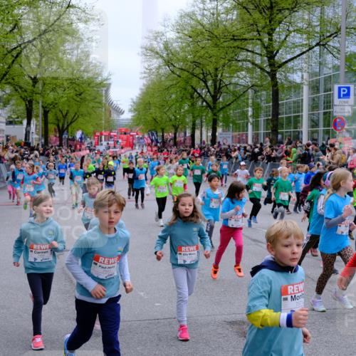 25.04.2026 - Das Zehntel Tim E. http://msf.ph/oto/9573247 25.04.2026 10:35:55 Ziel  meine-sportfotos.de