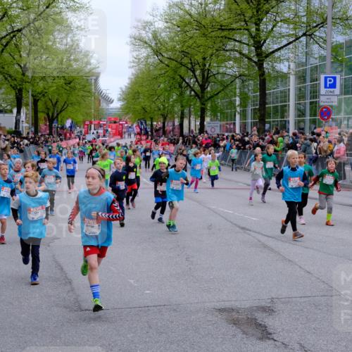 25.04.2026 - Das Zehntel Tim E. http://msf.ph/oto/9573257 25.04.2026 10:35:58 Ziel  meine-sportfotos.de