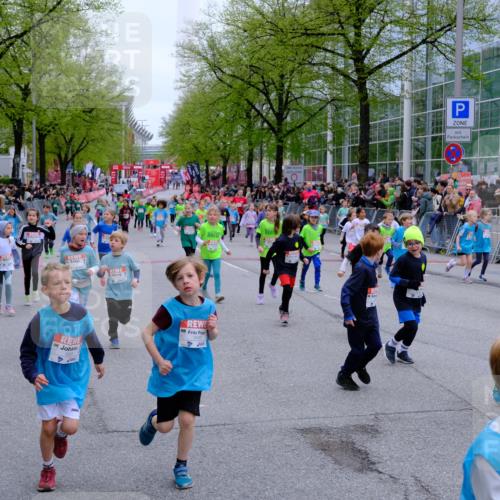 25.04.2026 - Das Zehntel Tim E. http://msf.ph/oto/9573274 25.04.2026 10:36:00 Ziel  meine-sportfotos.de