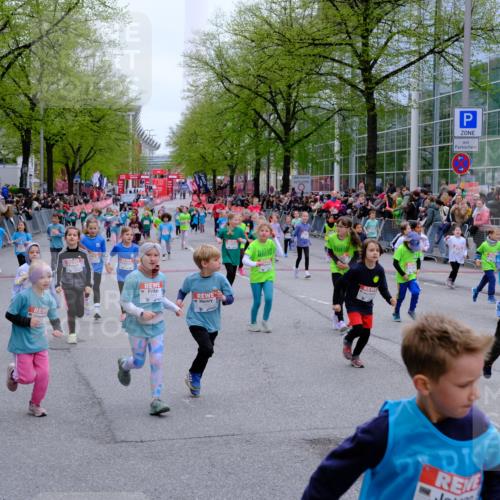 25.04.2026 - Das Zehntel Tim E. http://msf.ph/oto/9573280 25.04.2026 10:36:02 Ziel  meine-sportfotos.de