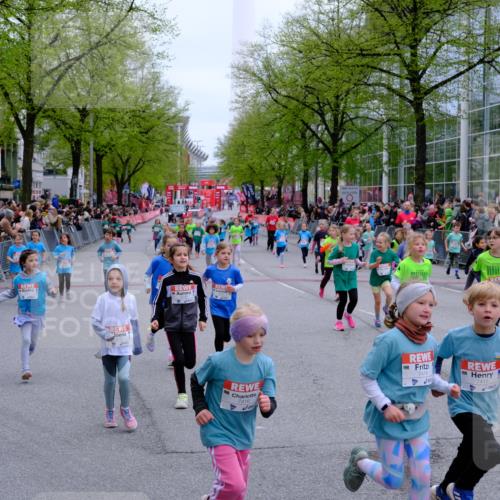 25.04.2026 - Das Zehntel Tim E. http://msf.ph/oto/9573286 25.04.2026 10:36:03 Ziel  meine-sportfotos.de