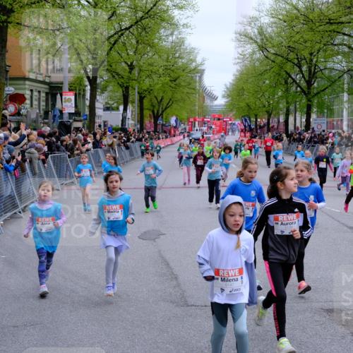 25.04.2026 - Das Zehntel Tim E. http://msf.ph/oto/9573294 25.04.2026 10:36:04 Ziel  meine-sportfotos.de