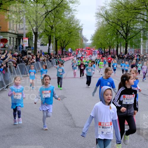 25.04.2026 - Das Zehntel Tim E. http://msf.ph/oto/9573296 25.04.2026 10:36:04 Ziel  meine-sportfotos.de
