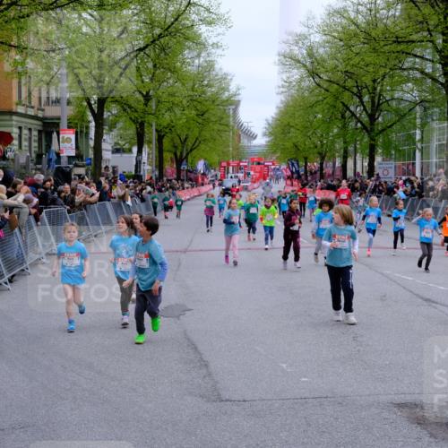 25.04.2026 - Das Zehntel Tim E. http://msf.ph/oto/9573303 25.04.2026 10:36:06 Ziel  meine-sportfotos.de