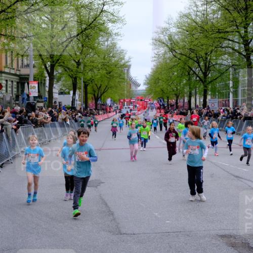25.04.2026 - Das Zehntel Tim E. http://msf.ph/oto/9573308 25.04.2026 10:36:07 Ziel  meine-sportfotos.de