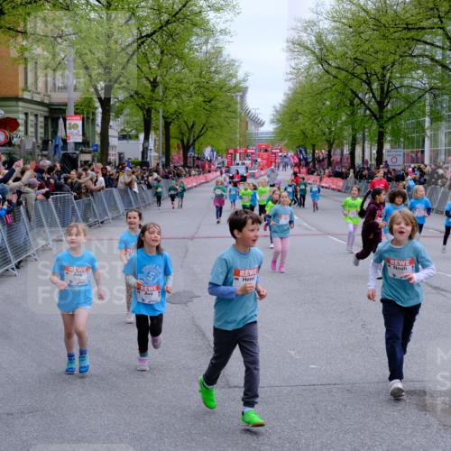 25.04.2026 - Das Zehntel Tim E. http://msf.ph/oto/9573313 25.04.2026 10:36:08 Ziel  meine-sportfotos.de