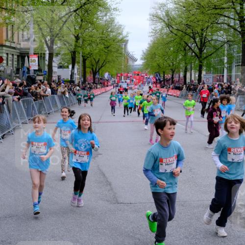 25.04.2026 - Das Zehntel Tim E. http://msf.ph/oto/9573317 25.04.2026 10:36:08 Ziel  meine-sportfotos.de