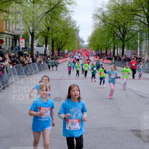 25.04.2026 - Das Zehntel Tim E. http://msf.ph/oto/9573323 25.04.2026 10:36:09 Ziel  meine-sportfotos.de