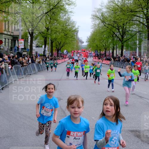 25.04.2026 - Das Zehntel Tim E. http://msf.ph/oto/9573326 25.04.2026 10:36:10 Ziel  meine-sportfotos.de