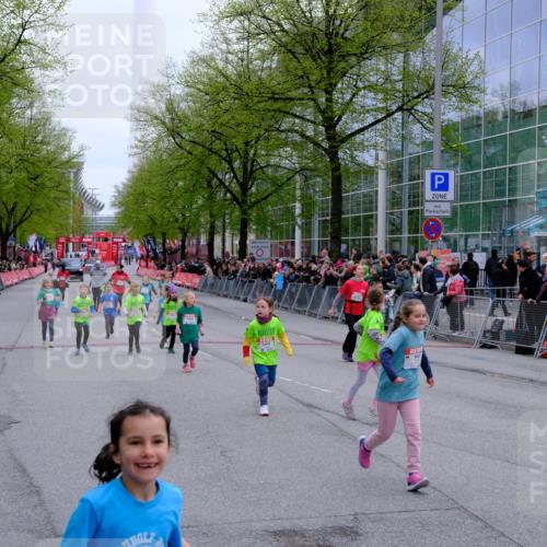 25.04.2026 - Das Zehntel Tim E. http://msf.ph/oto/9573332 25.04.2026 10:36:11 Ziel  meine-sportfotos.de