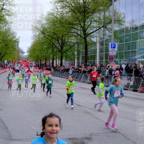 25.04.2026 - Das Zehntel Tim E. http://msf.ph/oto/9573334 25.04.2026 10:36:11 Ziel  meine-sportfotos.de