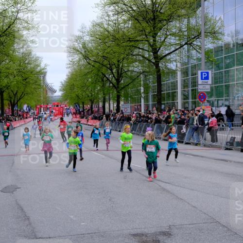 25.04.2026 - Das Zehntel Tim E. http://msf.ph/oto/9573347 25.04.2026 10:36:13 Ziel  meine-sportfotos.de