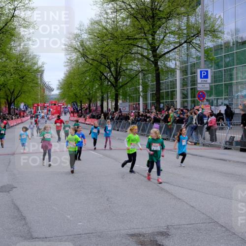 25.04.2026 - Das Zehntel Tim E. http://msf.ph/oto/9573349 25.04.2026 10:36:13 Ziel  meine-sportfotos.de