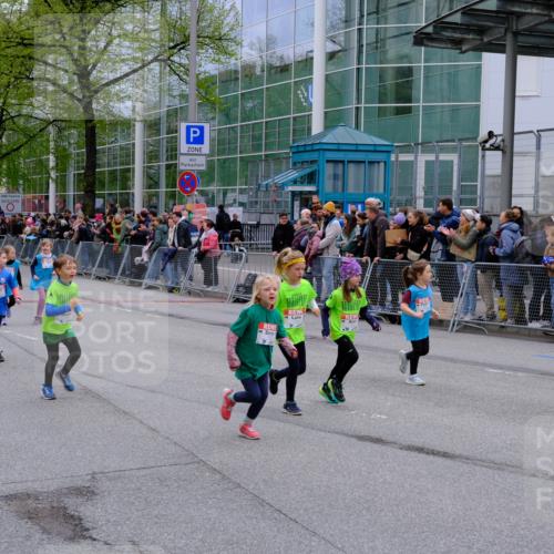 25.04.2026 - Das Zehntel Tim E. http://msf.ph/oto/9573353 25.04.2026 10:36:16 Ziel  meine-sportfotos.de