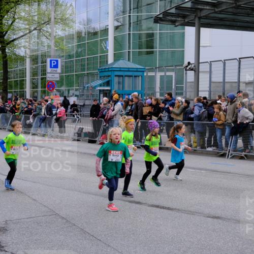 25.04.2026 - Das Zehntel Tim E. http://msf.ph/oto/9573356 25.04.2026 10:36:16 Ziel  meine-sportfotos.de