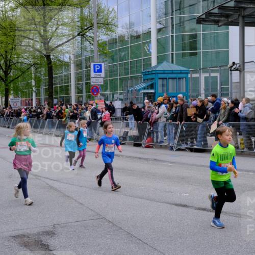25.04.2026 - Das Zehntel Tim E. http://msf.ph/oto/9573365 25.04.2026 10:36:17 Ziel  meine-sportfotos.de