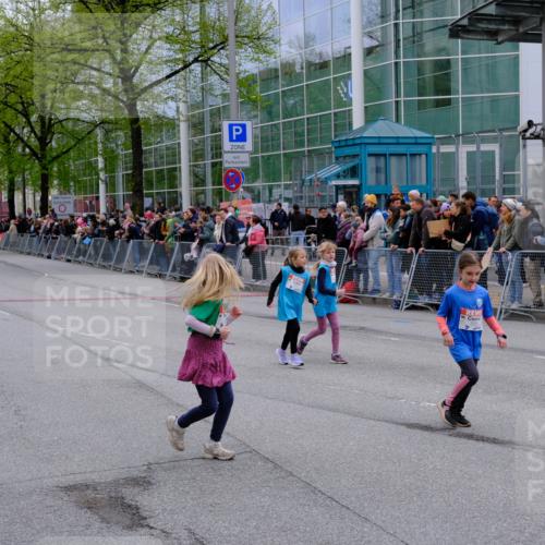 25.04.2026 - Das Zehntel Tim E. http://msf.ph/oto/9573371 25.04.2026 10:36:18 Ziel  meine-sportfotos.de