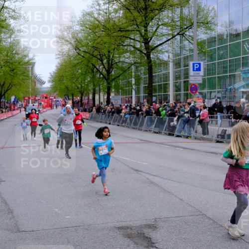25.04.2026 - Das Zehntel Tim E. http://msf.ph/oto/9573372 25.04.2026 10:36:19 Ziel  meine-sportfotos.de