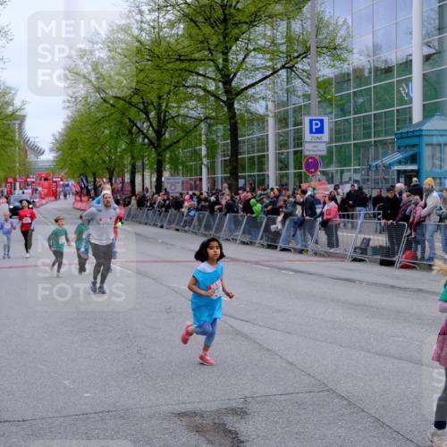 25.04.2026 - Das Zehntel Tim E. http://msf.ph/oto/9573376 25.04.2026 10:36:20 Ziel  meine-sportfotos.de