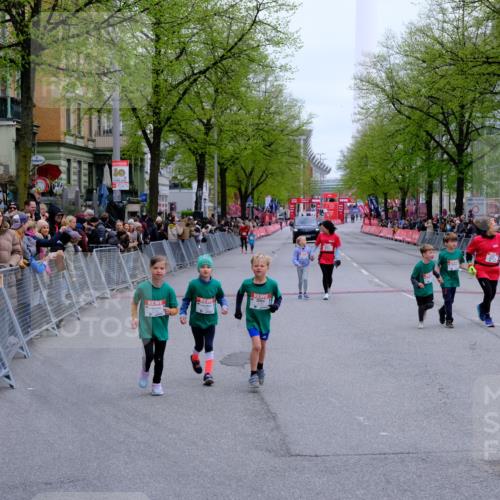 25.04.2026 - Das Zehntel Tim E. http://msf.ph/oto/9573386 25.04.2026 10:36:22 Ziel  meine-sportfotos.de