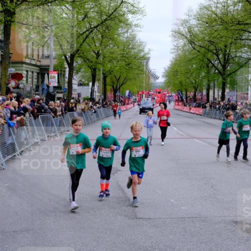 25.04.2026 - Das Zehntel Tim E. http://msf.ph/oto/9573389 25.04.2026 10:36:23 Ziel  meine-sportfotos.de