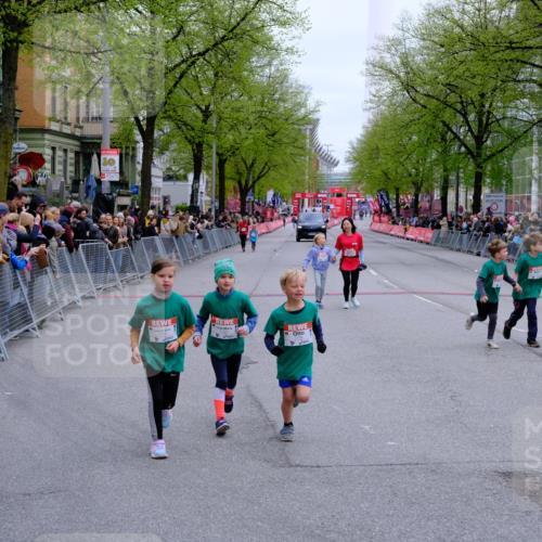 25.04.2026 - Das Zehntel Tim E. http://msf.ph/oto/9573390 25.04.2026 10:36:23 Ziel  meine-sportfotos.de