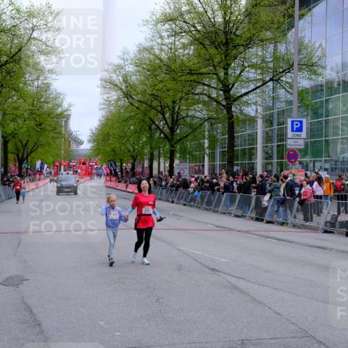 25.04.2026 - Das Zehntel Tim E. http://msf.ph/oto/9573401 25.04.2026 10:36:25 Ziel  meine-sportfotos.de