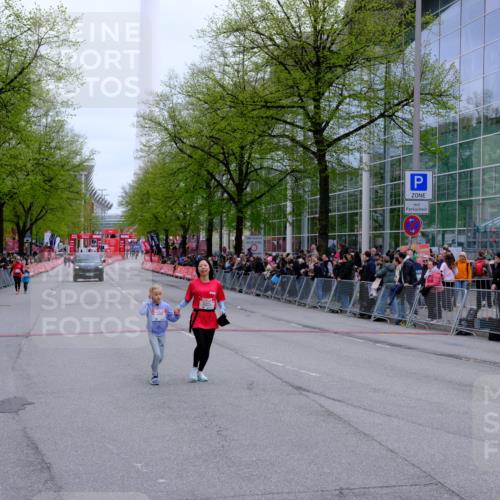 25.04.2026 - Das Zehntel Tim E. http://msf.ph/oto/9573402 25.04.2026 10:36:26 Ziel  meine-sportfotos.de