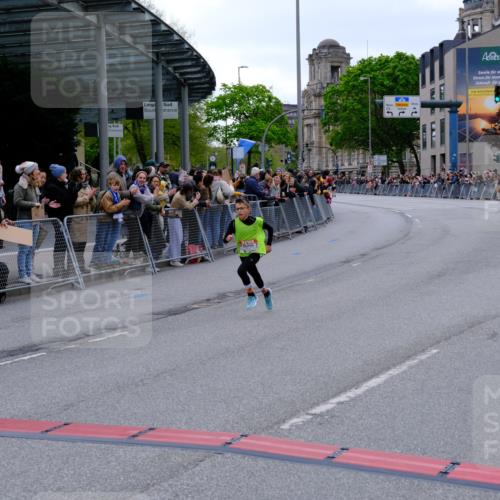 25.04.2026 - Das Zehntel Tim E. http://msf.ph/oto/9573412 25.04.2026 10:45:29 Ziel 6086 meine-sportfotos.de