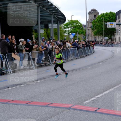 25.04.2026 - Das Zehntel Tim E. http://msf.ph/oto/9573415 25.04.2026 10:45:29 Ziel 6086 meine-sportfotos.de
