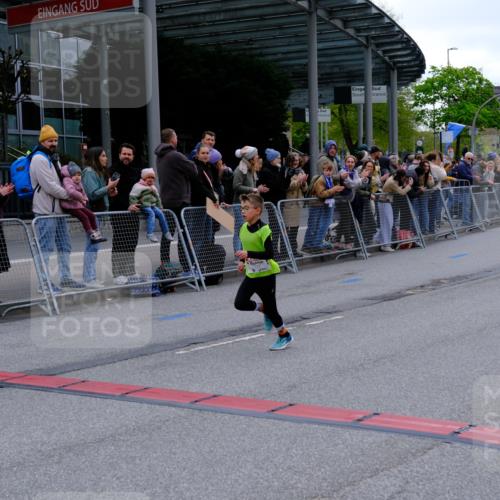 25.04.2026 - Das Zehntel Tim E. http://msf.ph/oto/9573420 25.04.2026 10:45:29 Ziel 6086 meine-sportfotos.de