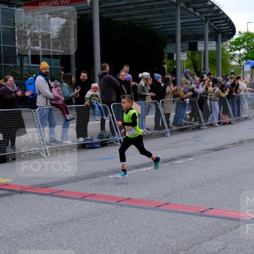 25.04.2026 - Das Zehntel Tim E. http://msf.ph/oto/9573421 25.04.2026 10:45:29 Ziel 6086 meine-sportfotos.de