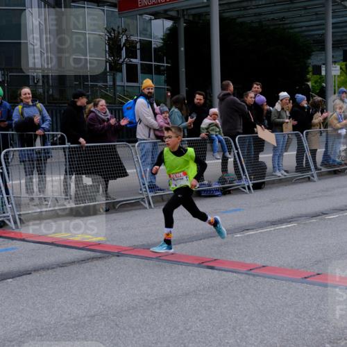 25.04.2026 - Das Zehntel Tim E. http://msf.ph/oto/9573424 25.04.2026 10:45:30 Ziel 6086 meine-sportfotos.de