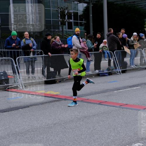 25.04.2026 - Das Zehntel Tim E. http://msf.ph/oto/9573425 25.04.2026 10:45:30 Ziel 6086 meine-sportfotos.de