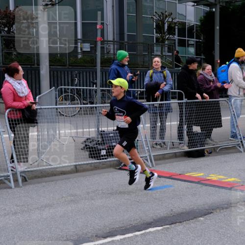 25.04.2026 - Das Zehntel Tim E. http://msf.ph/oto/9573446 25.04.2026 10:45:48 Ziel 6937 meine-sportfotos.de