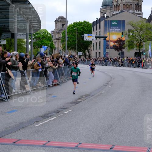 25.04.2026 - Das Zehntel Tim E. http://msf.ph/oto/9573452 25.04.2026 10:46:09 Ziel 5519, 6318, 7967 meine-sportfotos.de