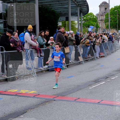 25.04.2026 - Das Zehntel Tim E. http://msf.ph/oto/9573475 25.04.2026 10:46:15 Ziel 5519, 6318, 7967 meine-sportfotos.de